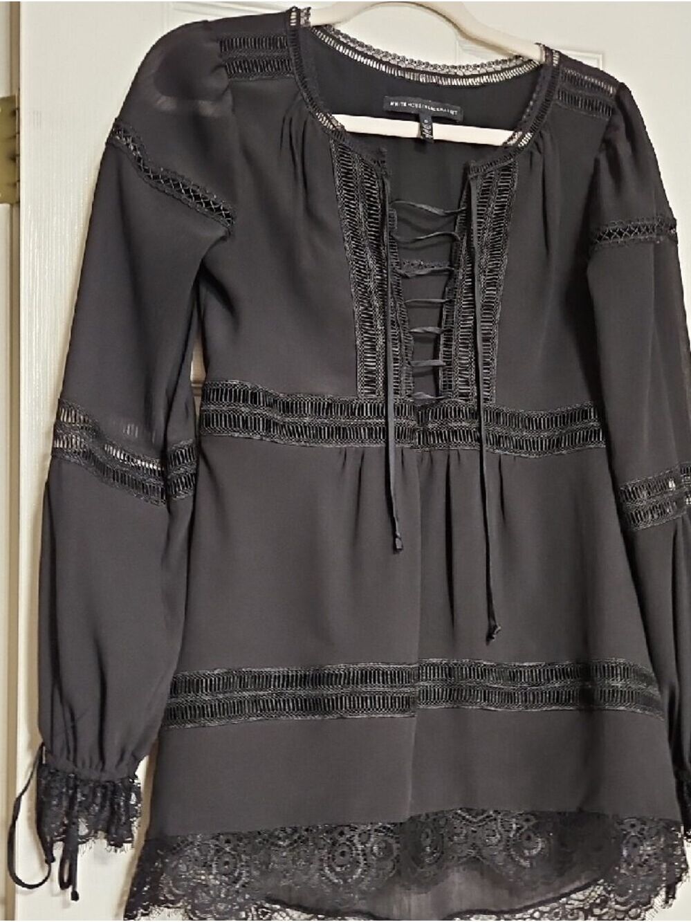 White House Black Market Black Crochet-Trim Top Size 0 - Picture 3 of 10